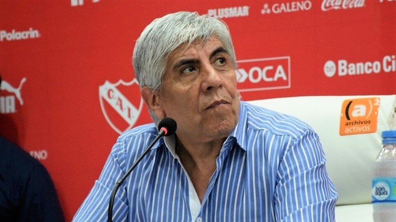 La insólita y millonaria deuda que dejó Moyano en Independiente